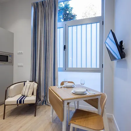 Daire Florit Flats - The Mediterraneo